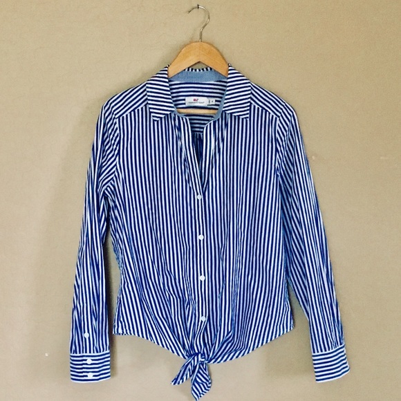 Vineyard Vines Tops - Vineyard Vines Button Down Blue Stripe Tie Detail